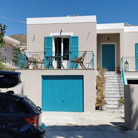 Thor & Freyja's Of Poseidonia Syros House