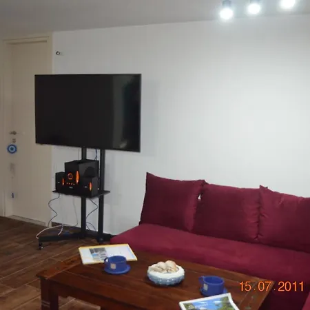 Thor & Freyja's Of Poseidonia Syros House Posidhonía