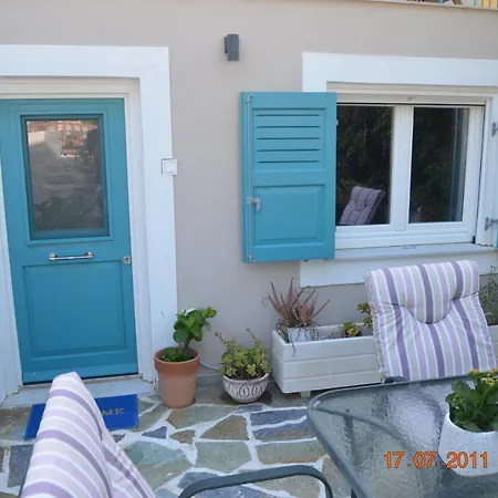 Thor & Freyja's Of Poseidonia Syros House Posidhonía